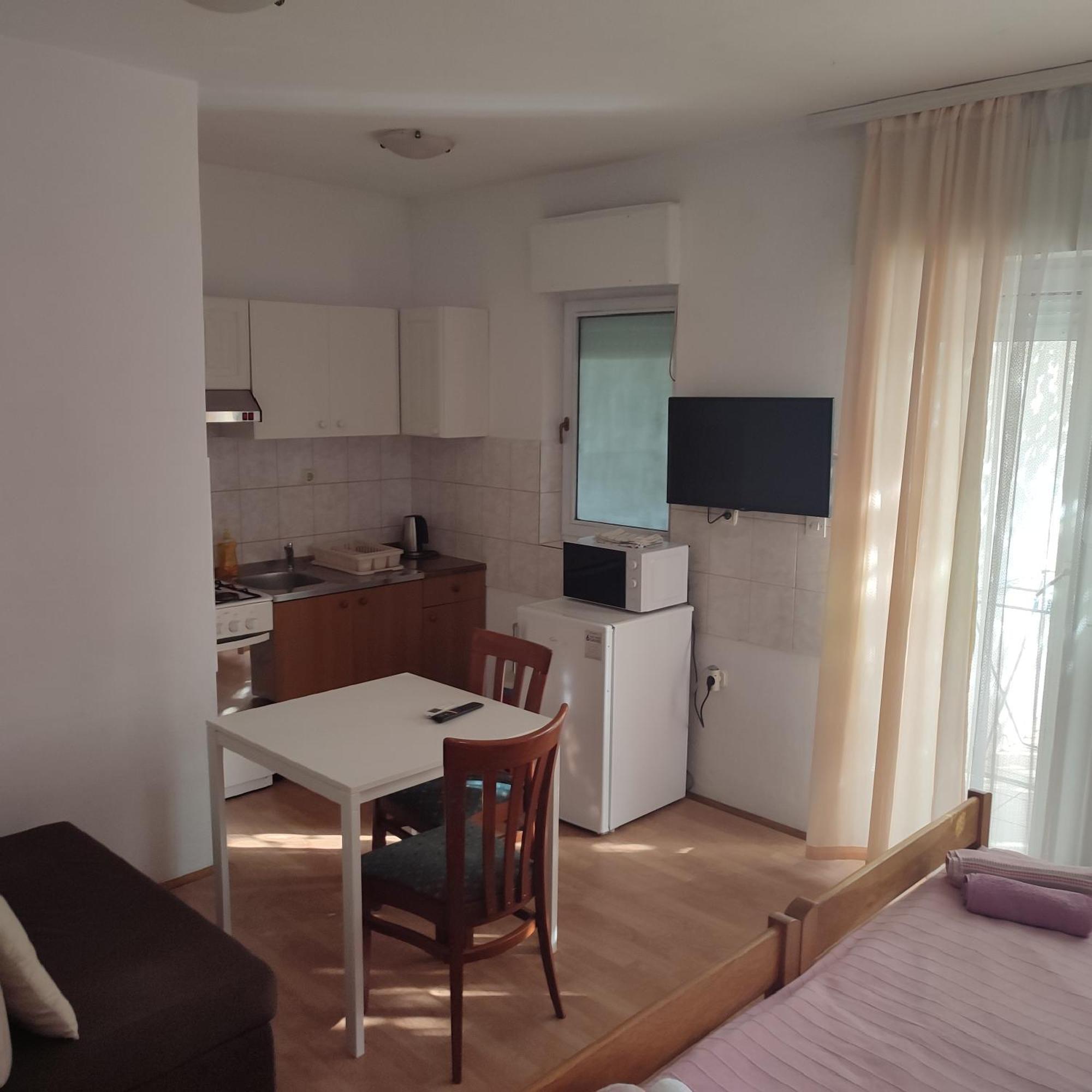 Apartmani Ledenko Kastela Dış mekan fotoğraf