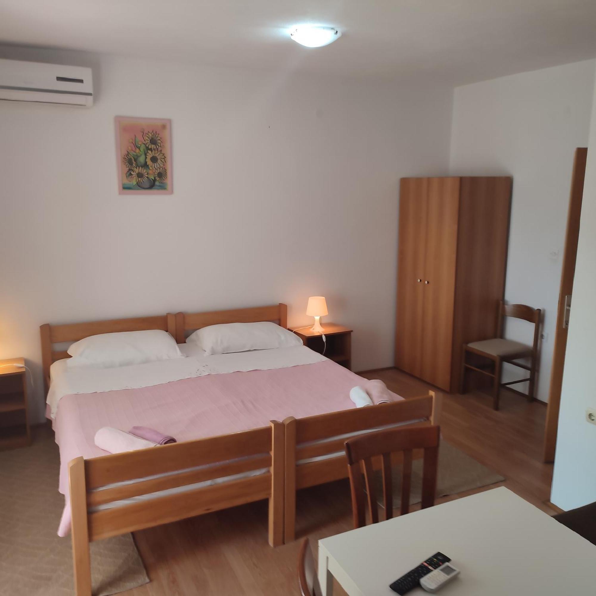 Apartmani Ledenko Kastela Dış mekan fotoğraf