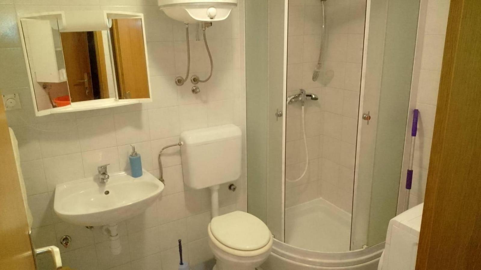 Apartmani Ledenko Kastela Dış mekan fotoğraf