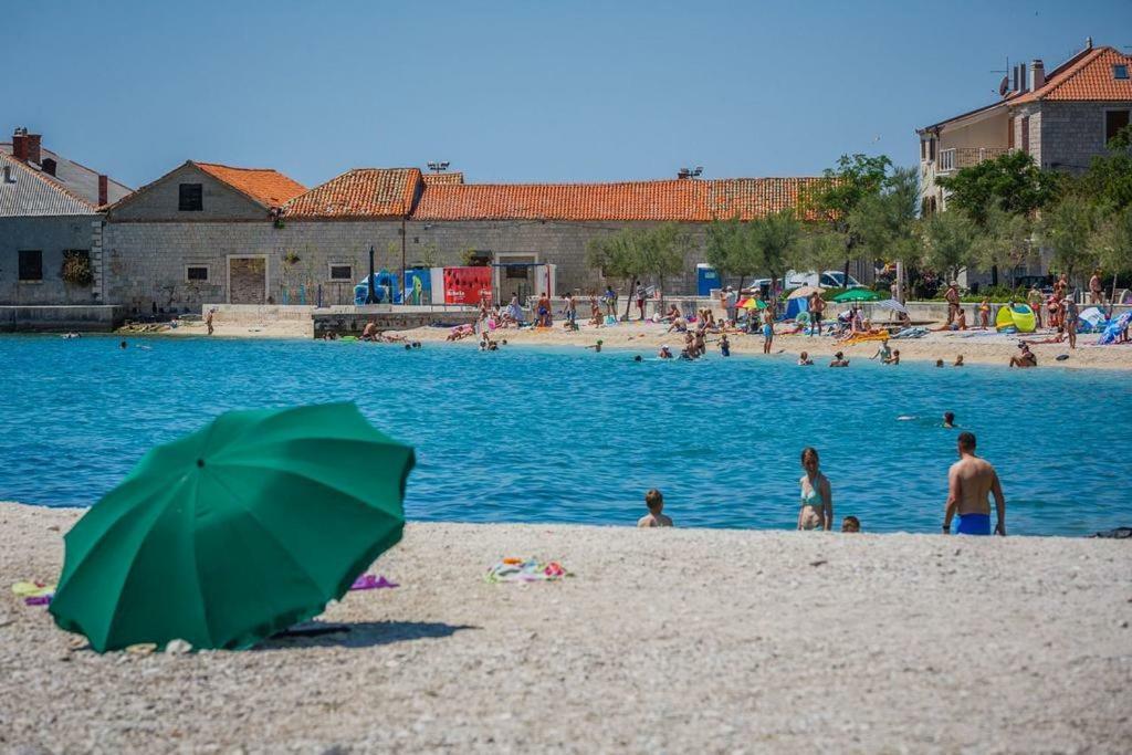 Apartmani Ledenko Kastela Dış mekan fotoğraf