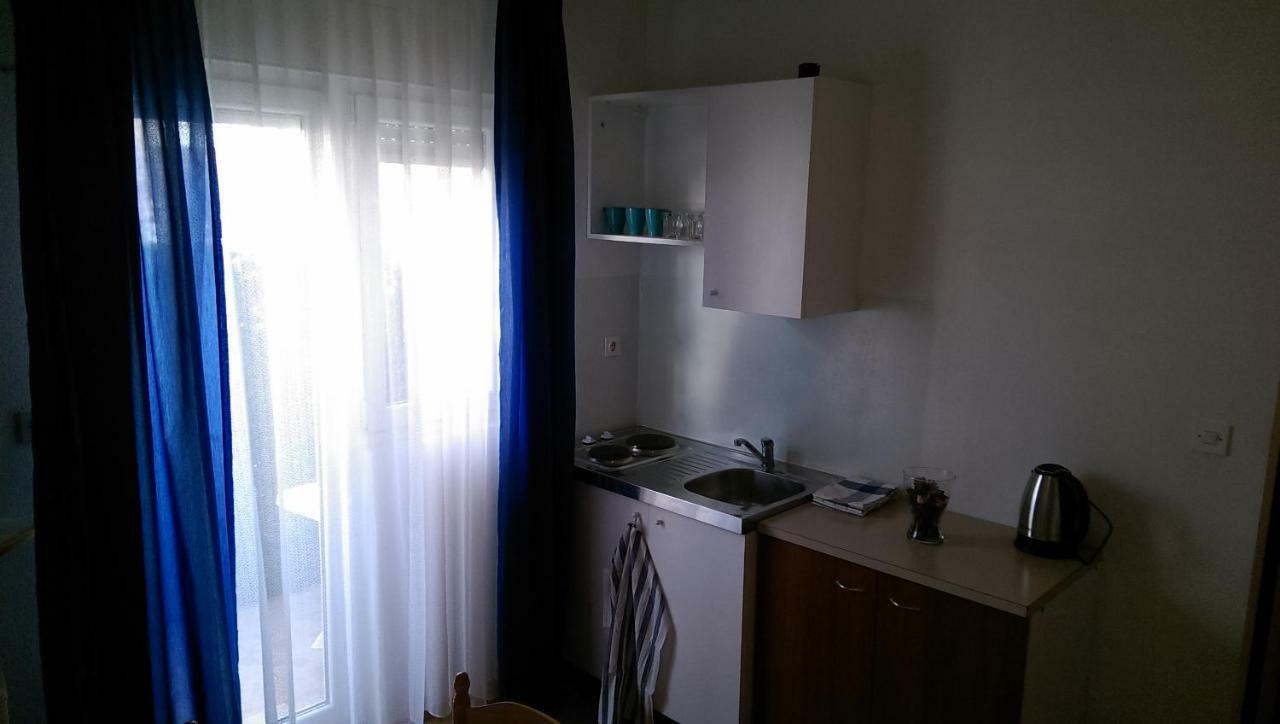 Apartmani Ledenko Kastela Dış mekan fotoğraf