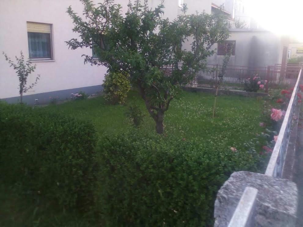 Apartmani Ledenko Kastela Dış mekan fotoğraf