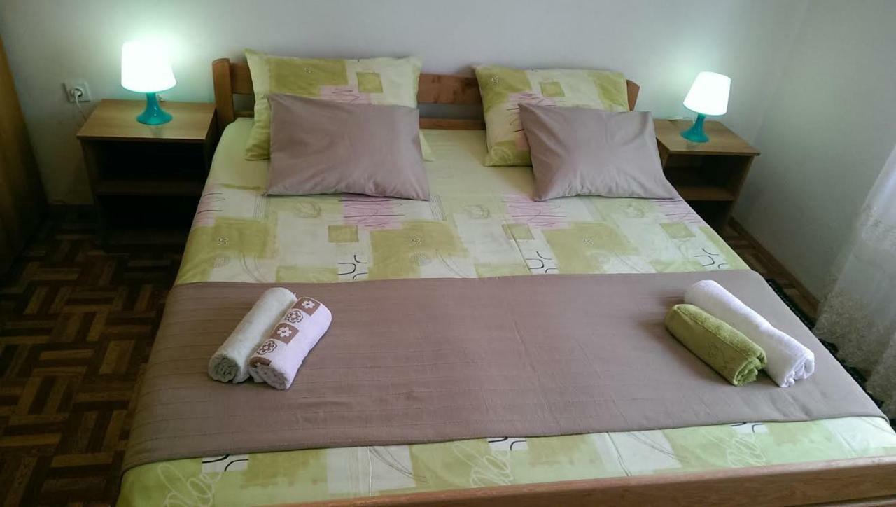 Apartmani Ledenko Kastela Dış mekan fotoğraf