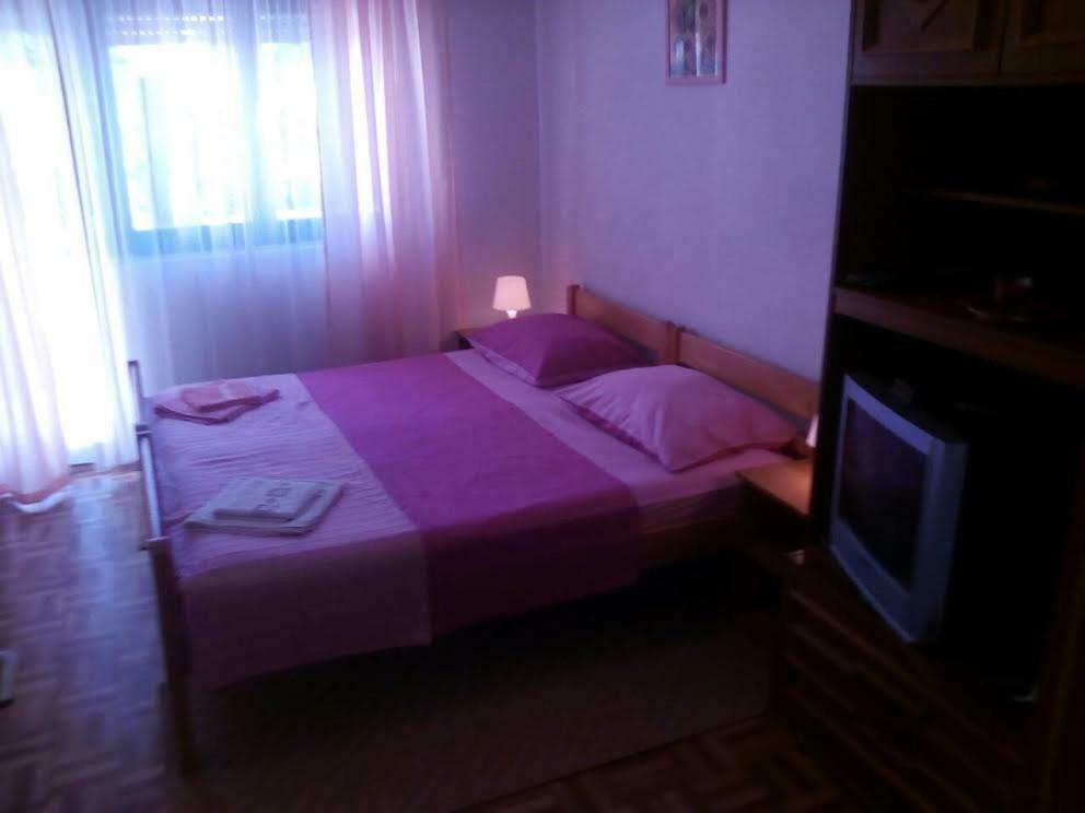 Apartmani Ledenko Kastela Dış mekan fotoğraf